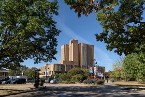 Image of the Kent State library on a sunny day